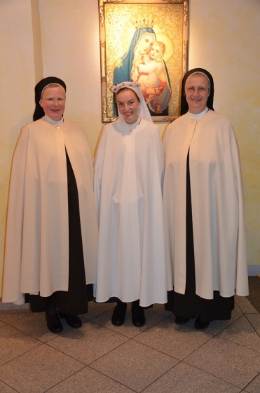 Sr. M. Anna Pointinger, Sr. Mirjam Maria Schwaiger und Sr. M. Michaela Pfeiffer.