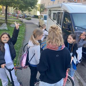 Die Kids auf der Suche nach Mr. X