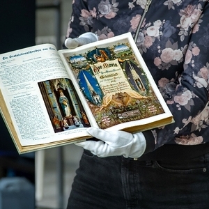 Jubiläumsausgabe der historischen Monatszeitschrift Ave Maria