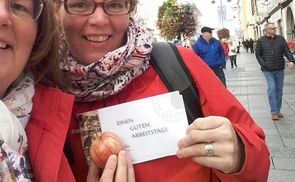Katholische ArbeitnehmerInnen Bewegung und Betriebsseelsorge OÖ wünschen allen 'Einen guten Arbeitstag!'