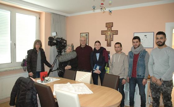 ORF-Dreharbeiten in der Pfarre Linz-St. Peter