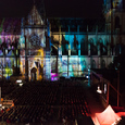 Lichtintervention Victoria Coeln Linzer Mariendom außen / © Tom Mesic Lichtintervention Victoria Coeln Linzer Mariendom außen