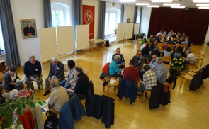 Gruppenarbeit beim ersten ökumenischen OrganistInnentreffen in Linz